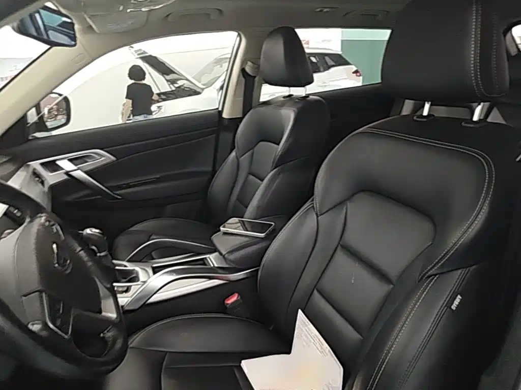 Geely Boyue 2016 2016 2.0L Manual Smart·Style Edition