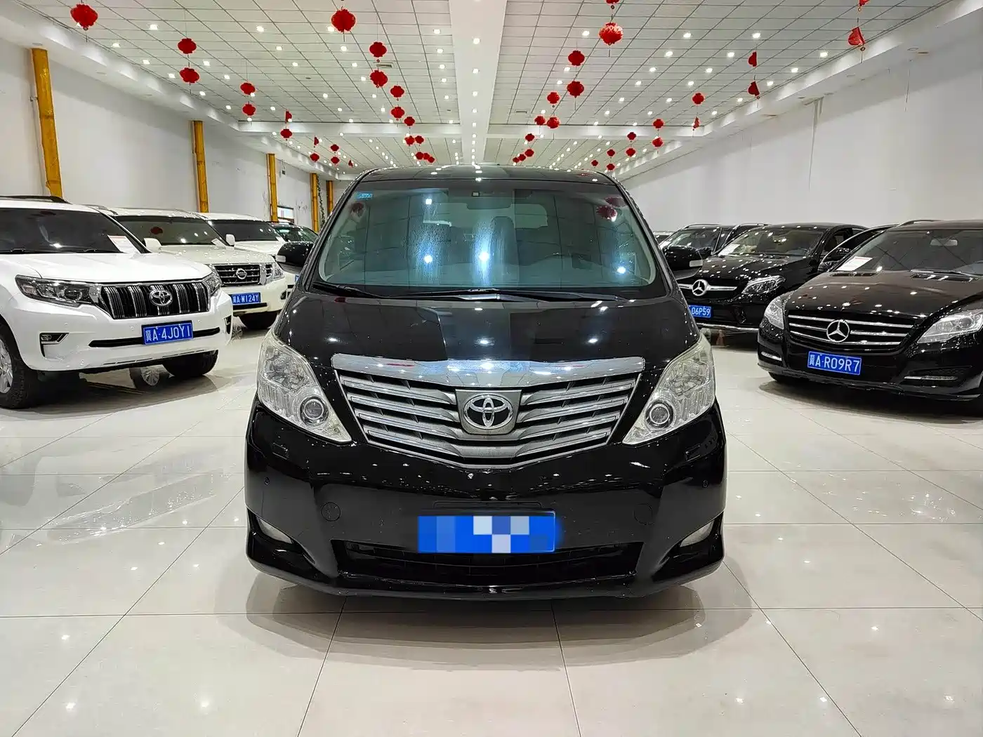 Toyota Alphard 2011 Model 2.4L Luxury фото 3