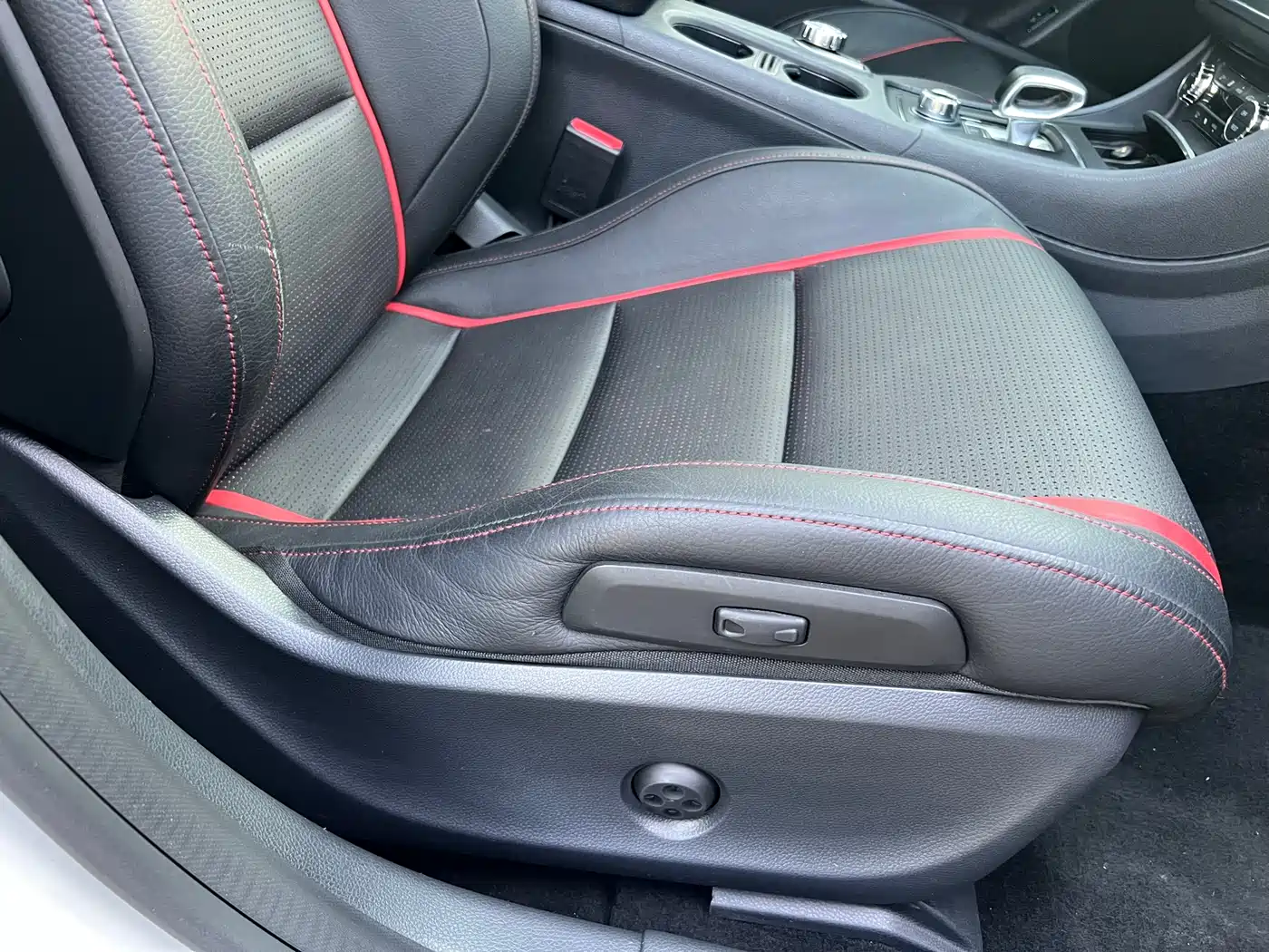 Mercedes-Benz CLA AMG 2017 AMG CLA 45 4MATIC фото 15