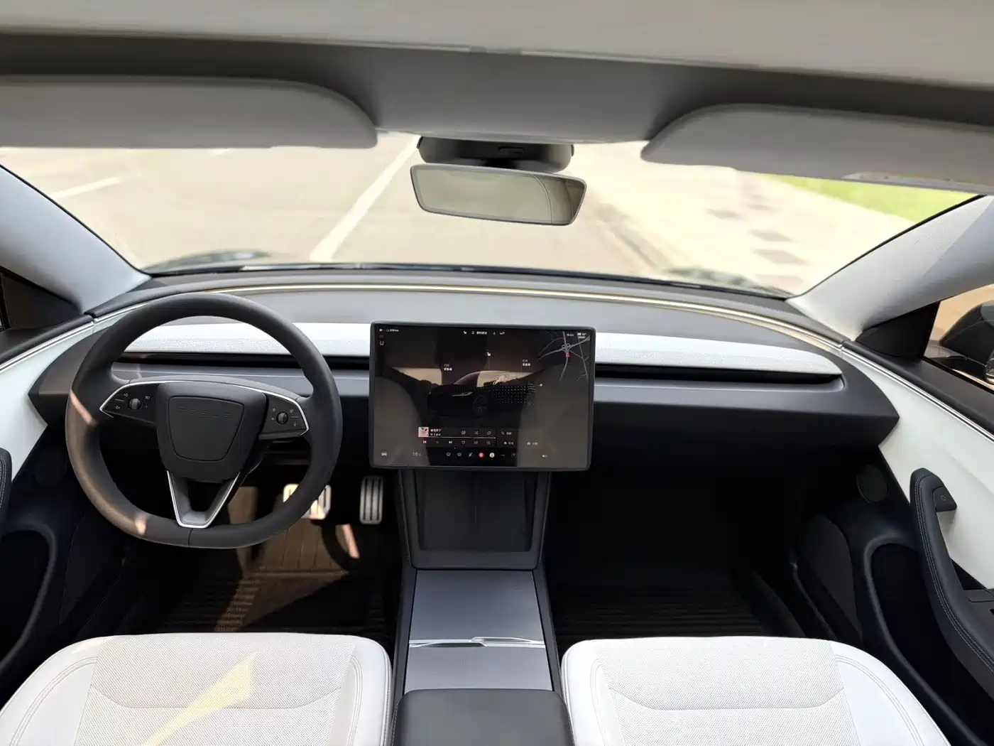Фото 5 - Tesla Model 3