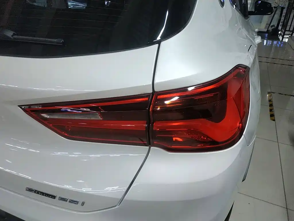 BMW X2 2020 2020 sDrive25i Premium M Off-Road Package