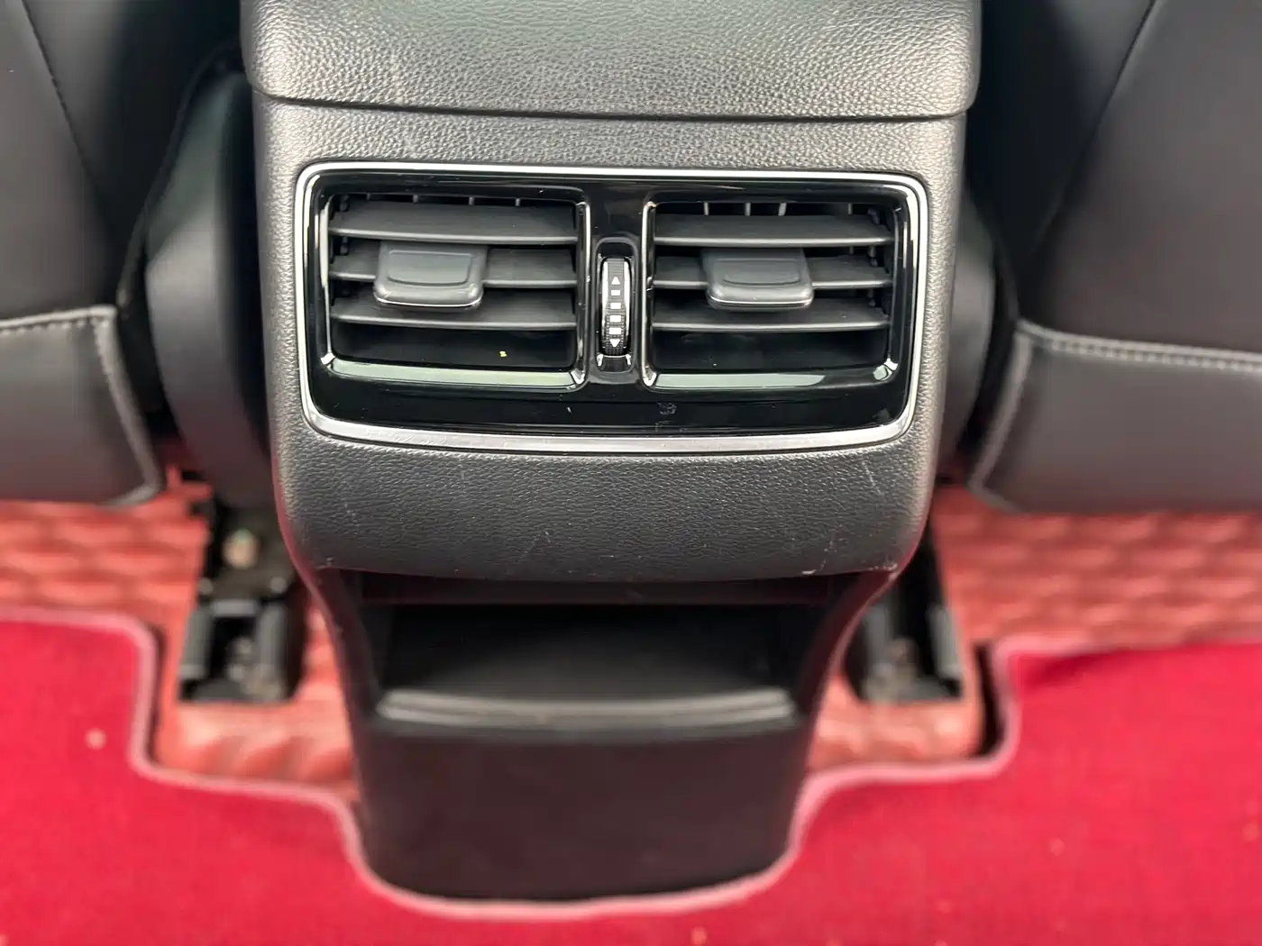 GAC Trumpchi Trumpchi GS4 PLUS 2023 390T Auto Galaxy Edition фото 13