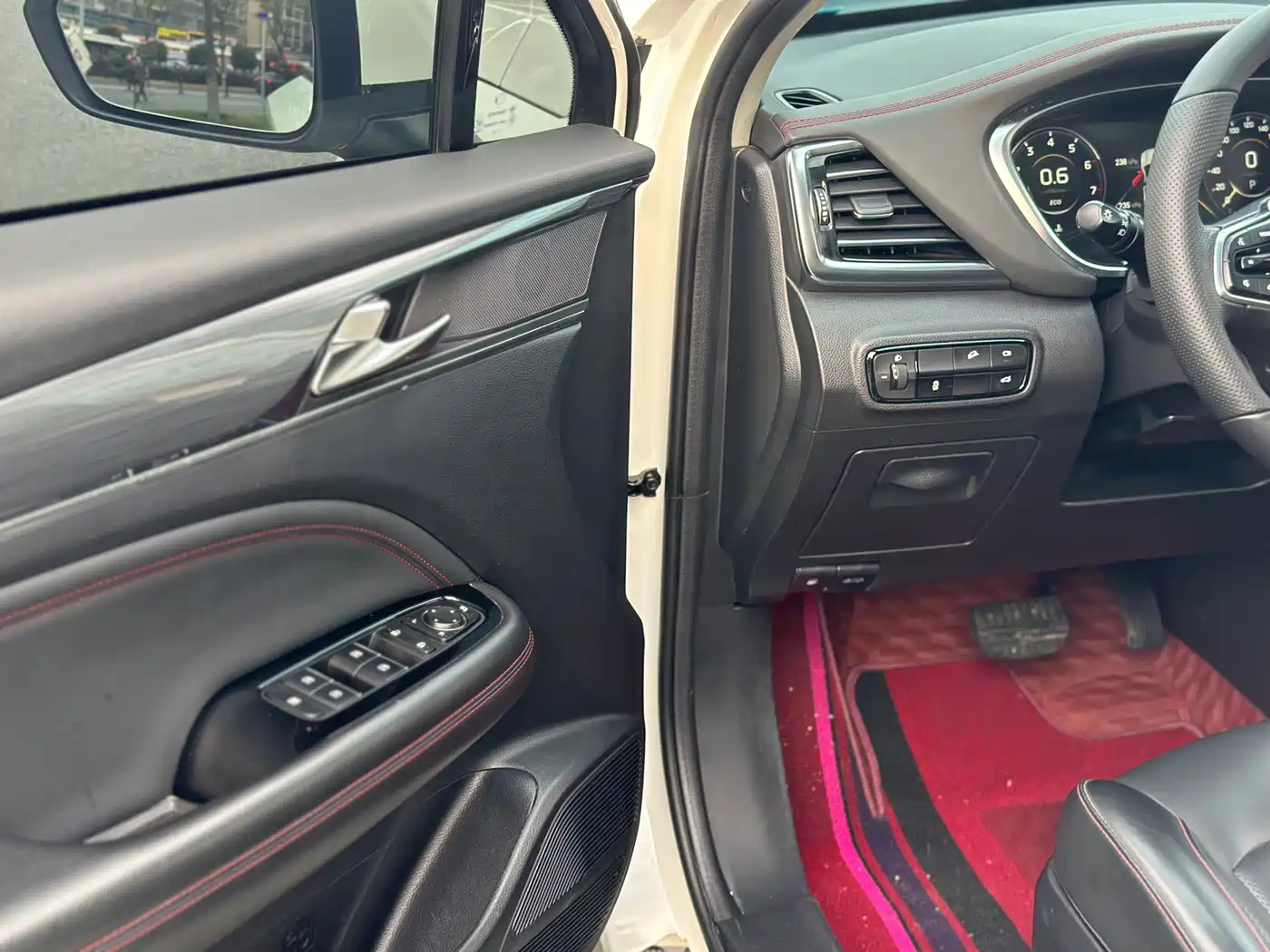 GAC Trumpchi Trumpchi GS4 PLUS 2023 390T Auto Galaxy Edition фото 15