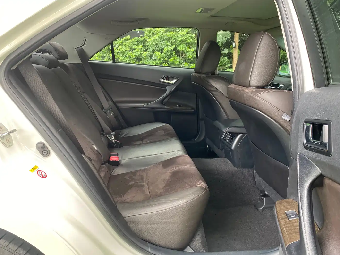 Toyota Reiz 2013 2.5V Premium Edition фото 10
