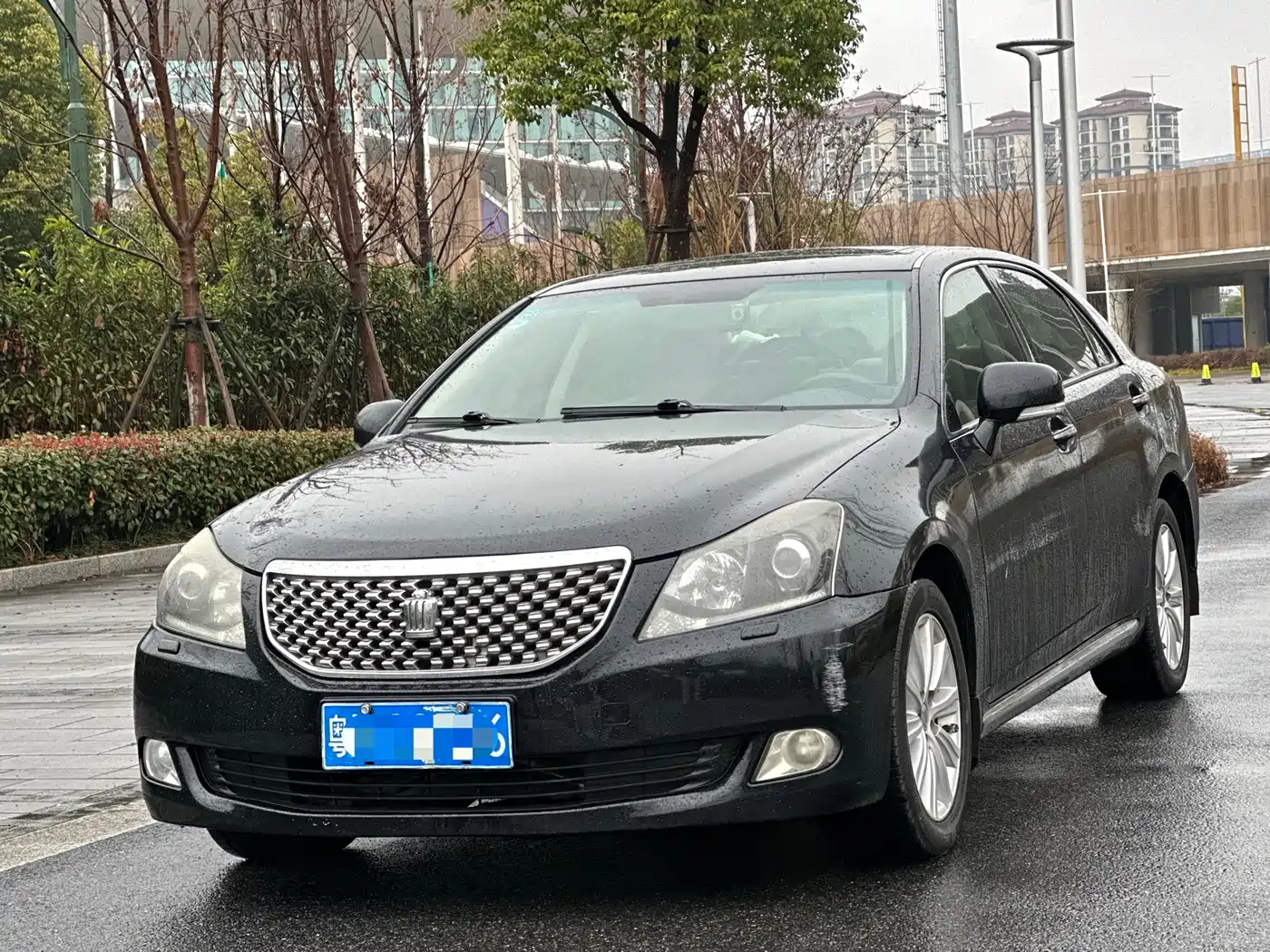 Toyota Crown 2011 2.5L Royal Leather Sunroof Special Edition