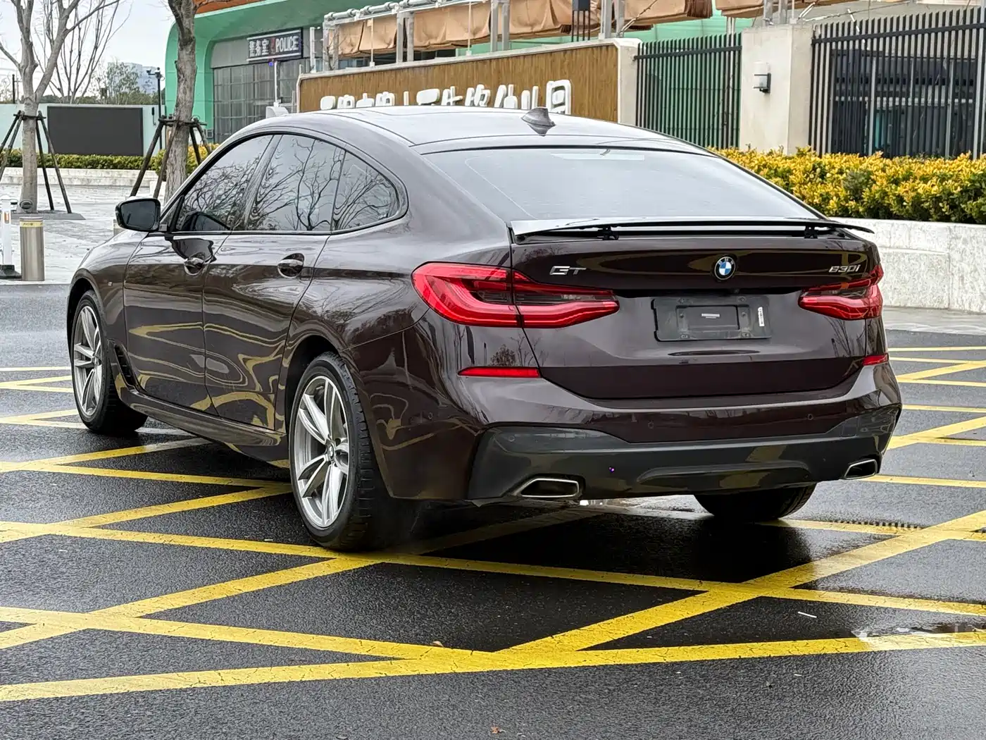 BMW 6 Series GT 2020 630i M Sport Package фото 6