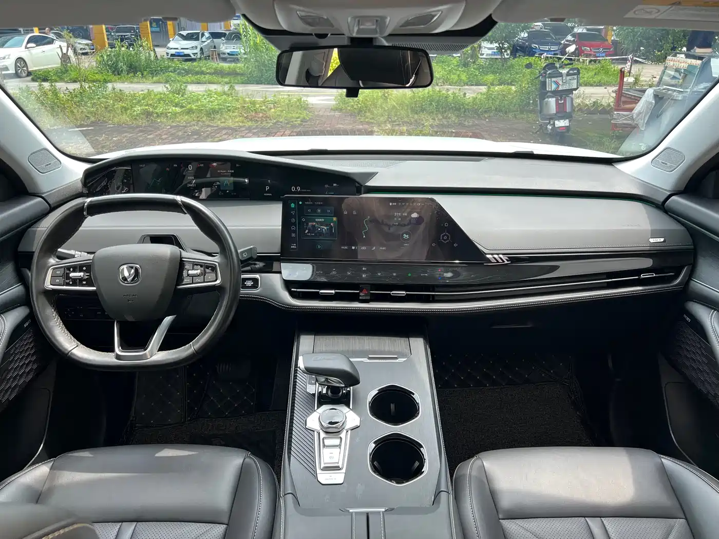 Changan UNI-K 2023 2023 2.0T 2WD Delight Edition