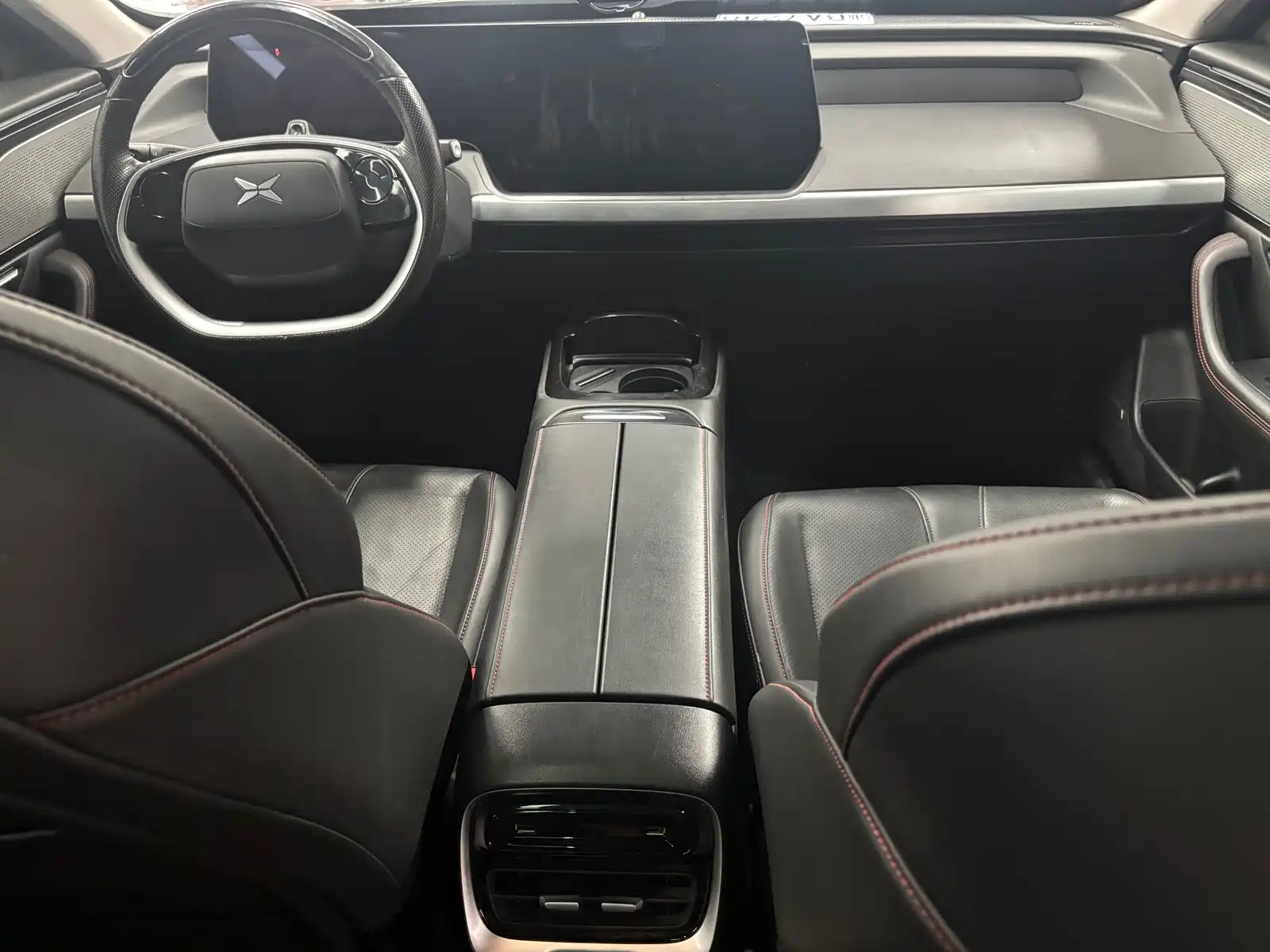 Фото 4 - XPeng P7