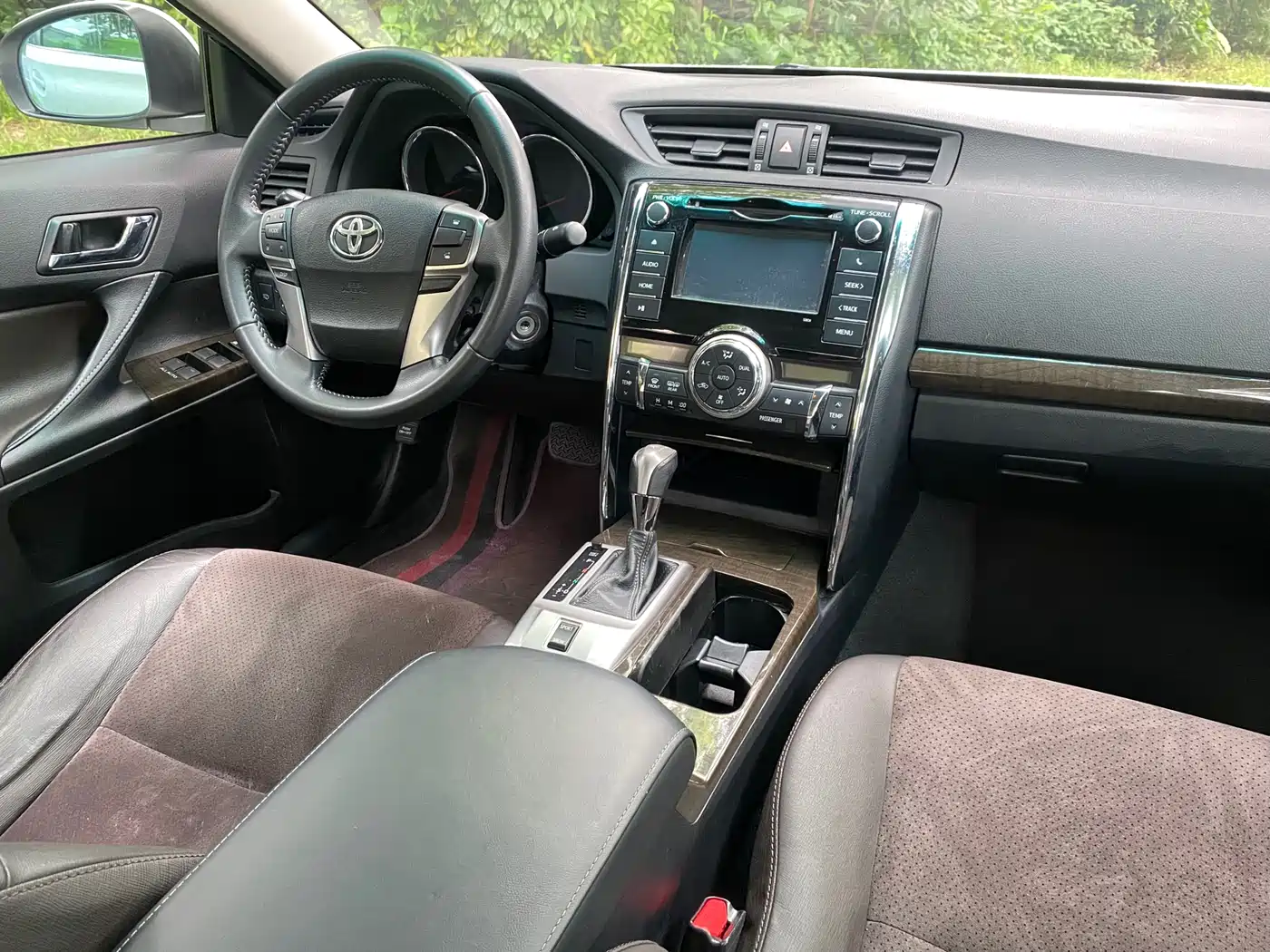 Toyota Reiz 2013 2.5V Premium Edition фото 16