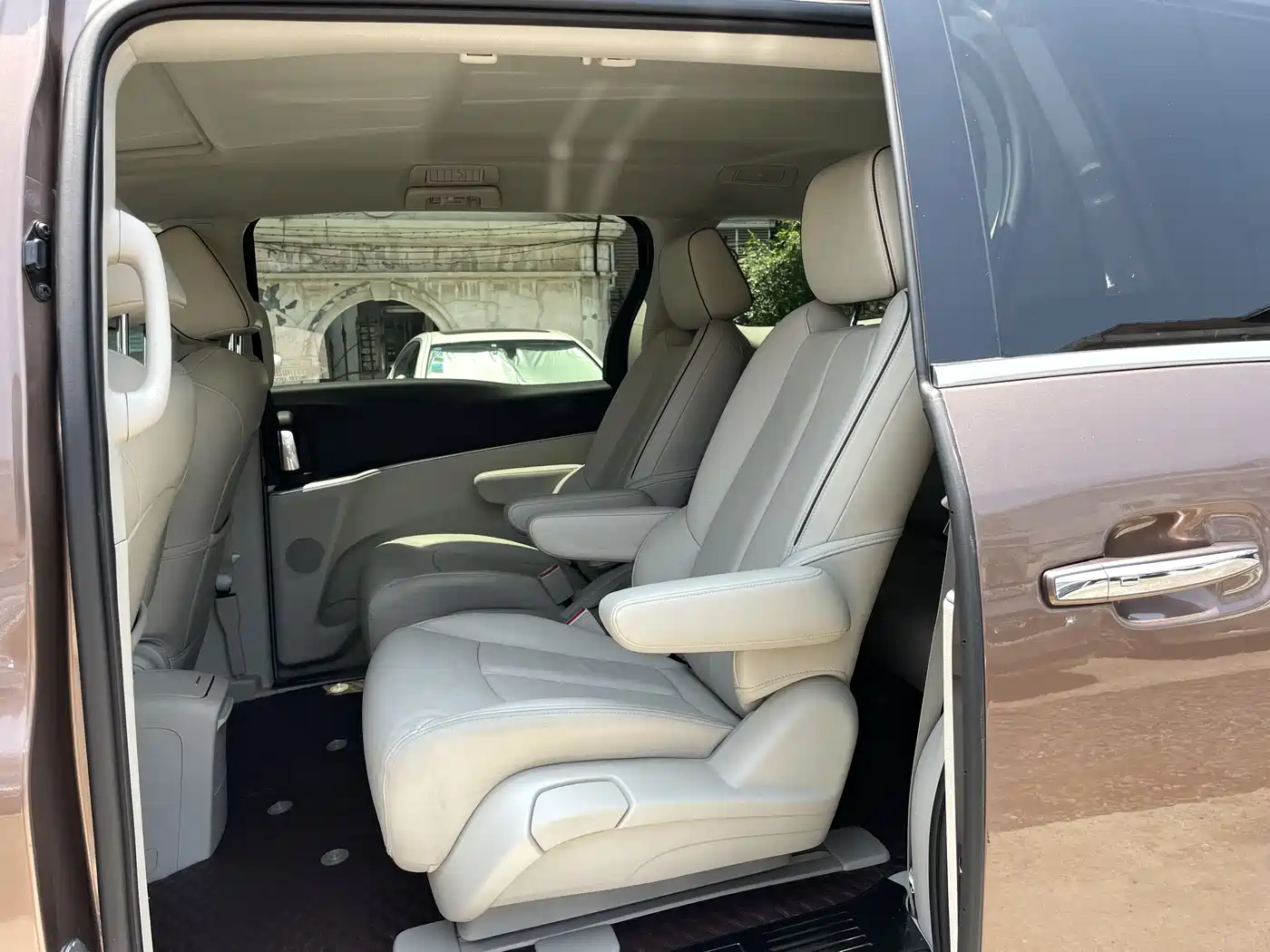 Buick GL8 2020 Model Land Business Class 652T Luxury фото 19