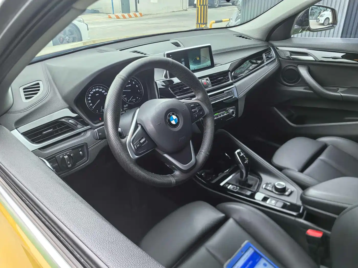 BMW X2 (Import) 2019 sDrive20i M Off-Road Package China VI фото 4