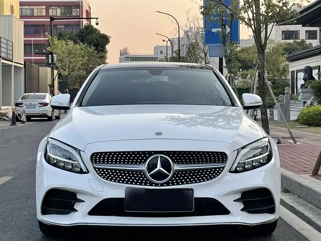 Mercedes-Benz C-Class 2019 C 260 L Sport фото 22