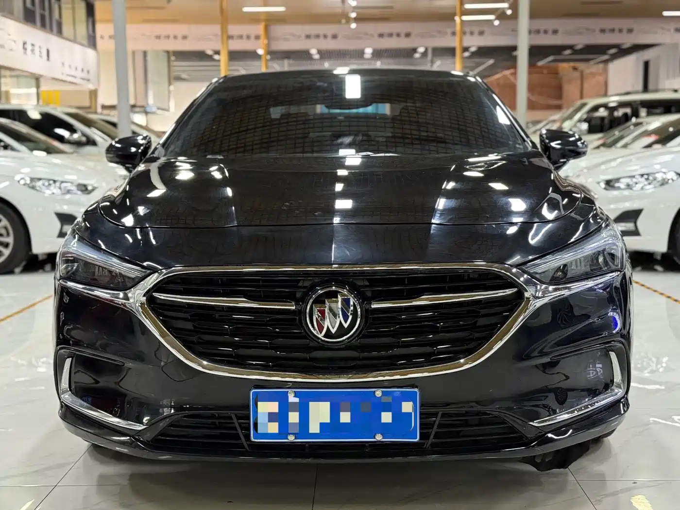 Фото 2 - Buick LaCrosse