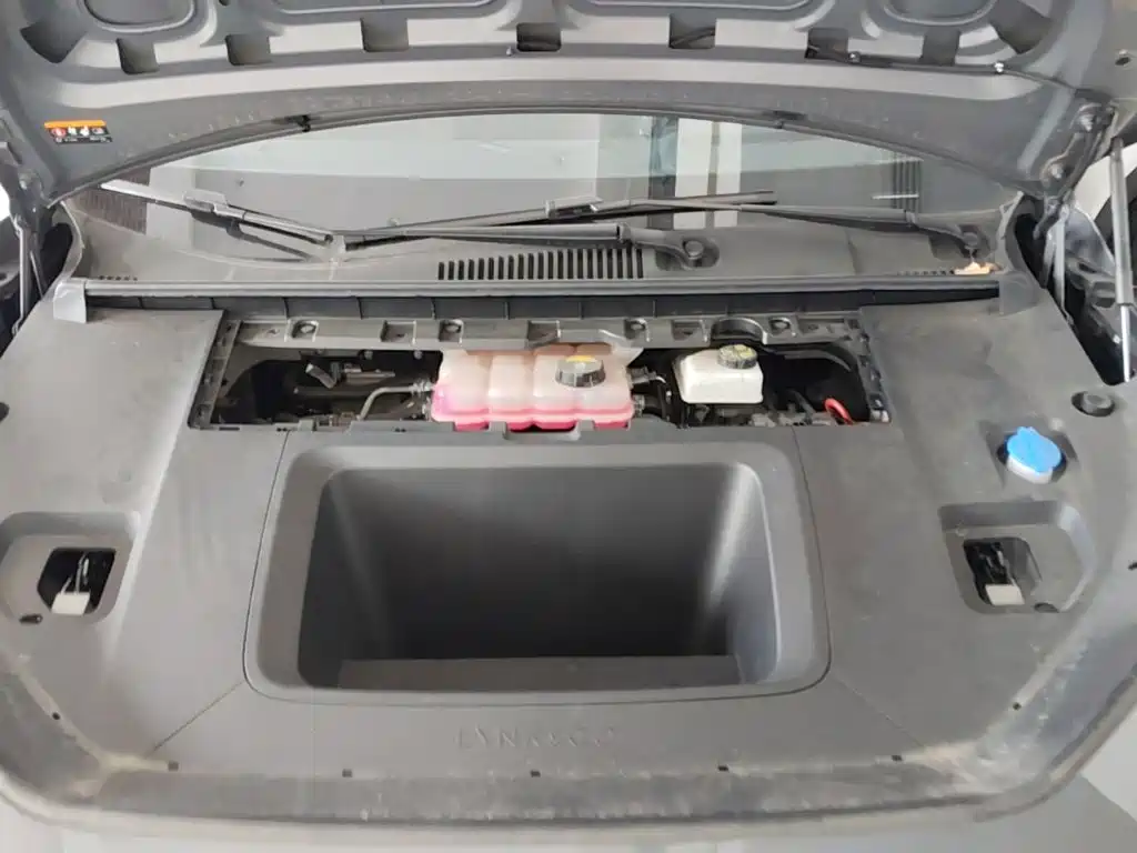 Фото 20 - Lynk & Co Z20