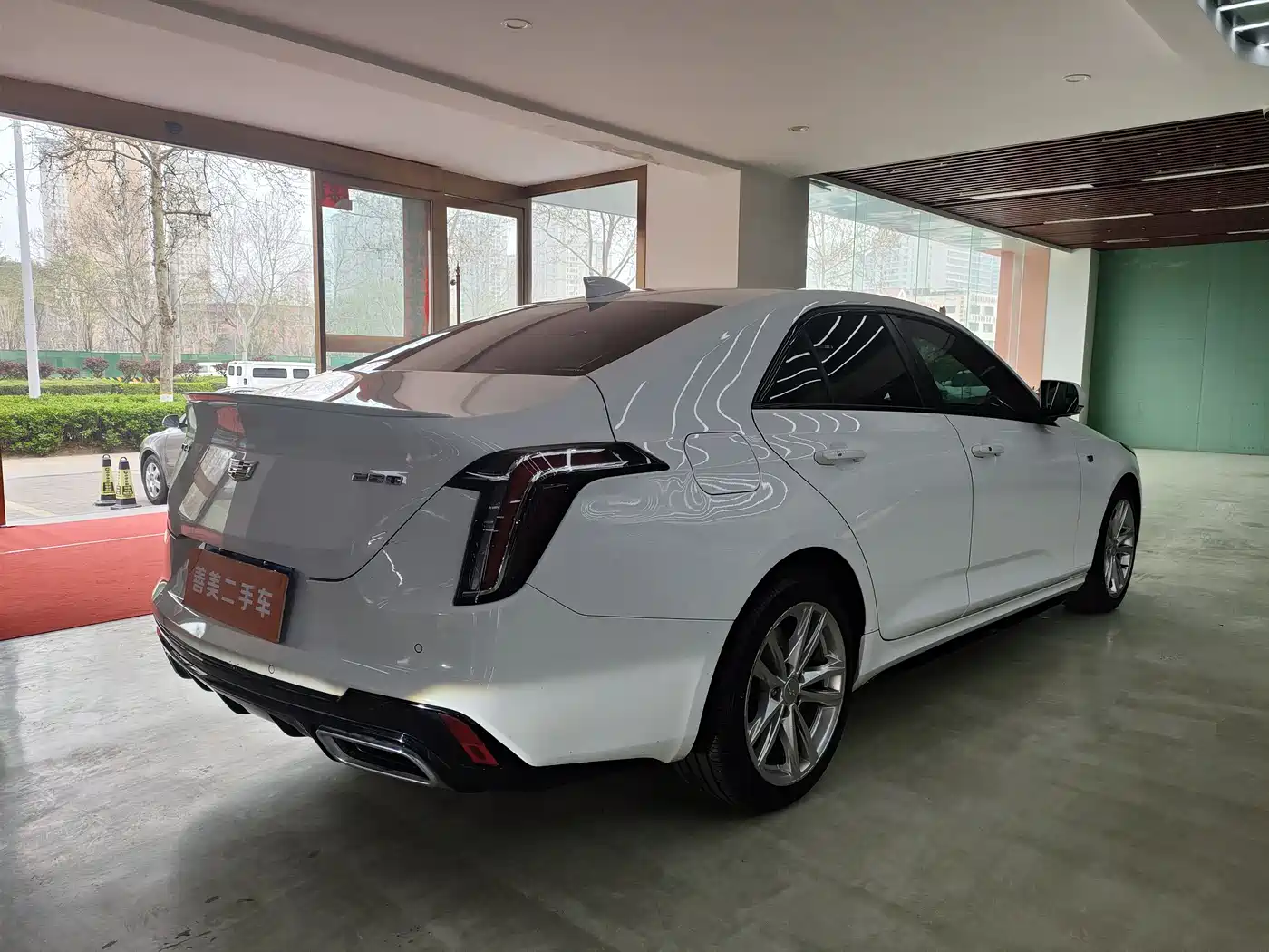 CADILLAC CT4