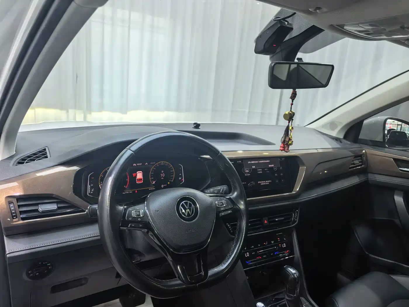 Volkswagen Tharu, миниатюра 15