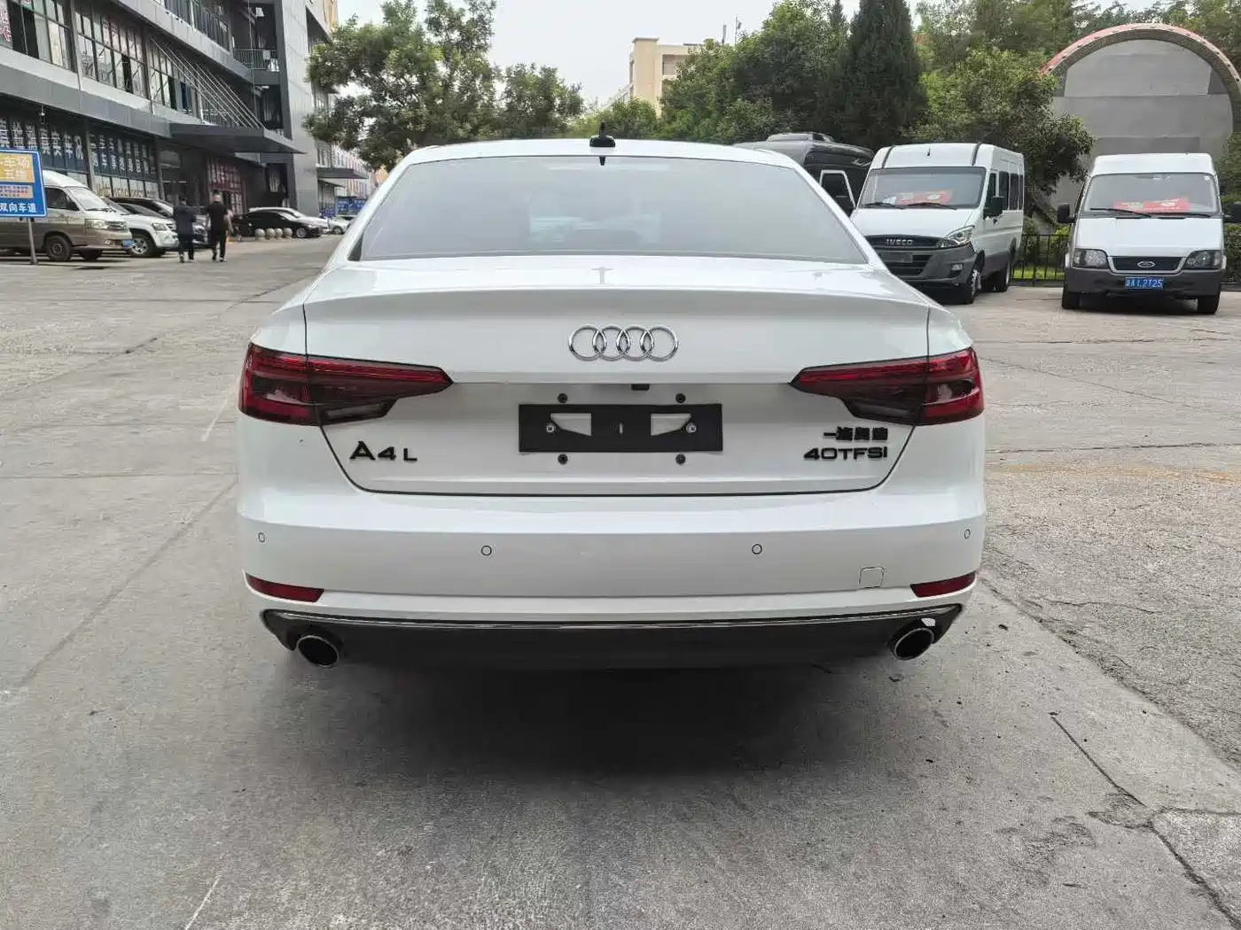 Audi A4L 2017 Plus 40 TFSI Fashion фото 8