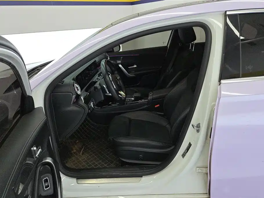 MERCEDES-BENZ A CLASS