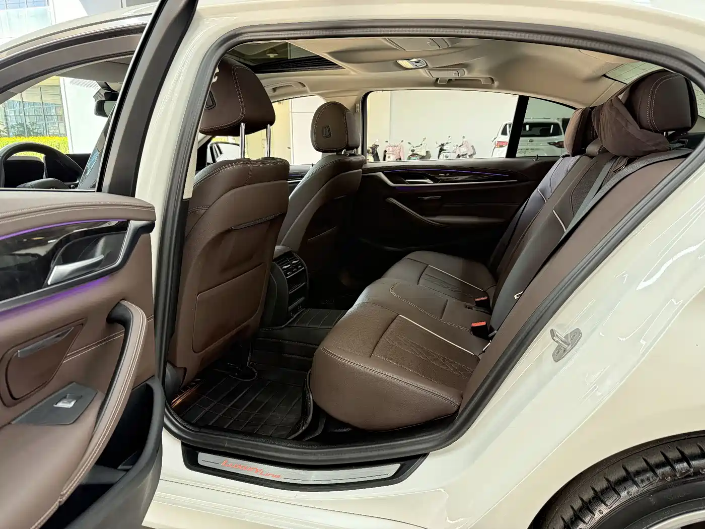 BMW 5 Series 2022 525Li Luxury Package фото 28