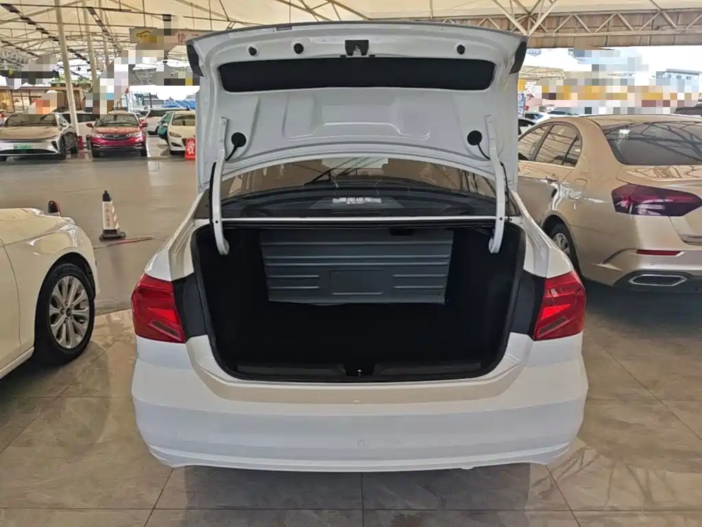 Volkswagen Jetta 2019 2019 Dream Edition 1.5L Auto Fashion