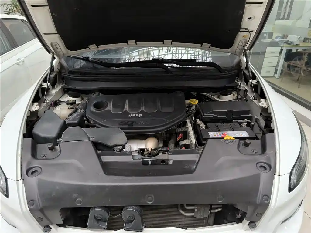 Jeep Cherokee 2019 2017 2.0L Superior Edition