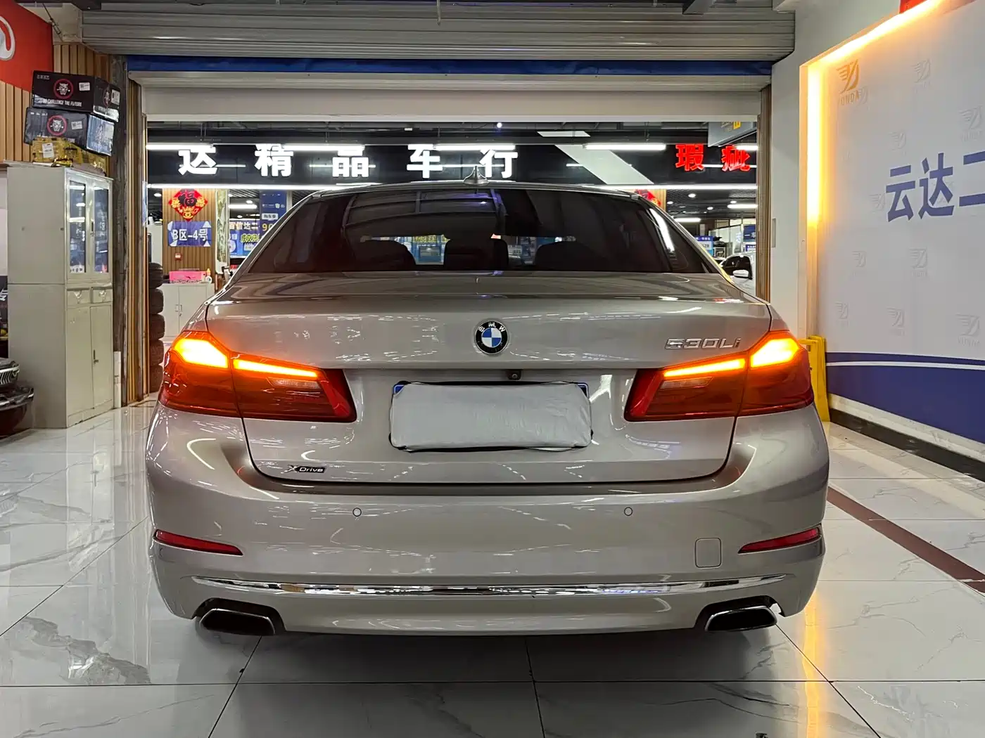 BMW 5 Series 2018 Facelift 530Li xDrive Luxury Package фото 4