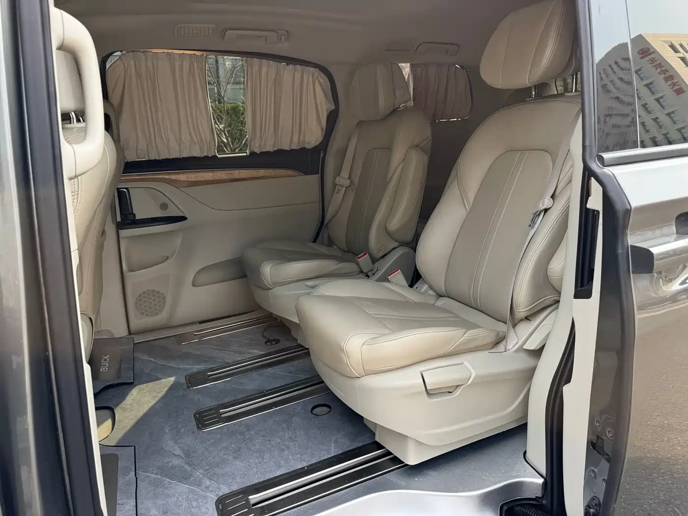 Buick GL8 2017 ES 28T Comfort Type China V фото 16