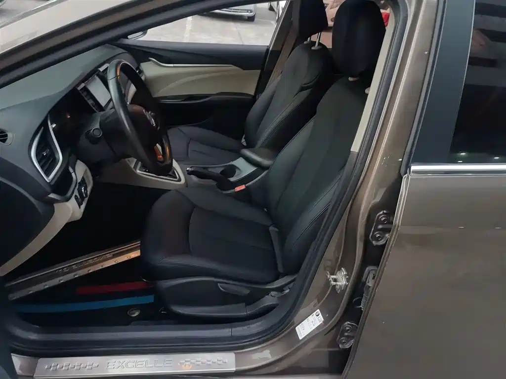 Buick Excelle 2016 15N Automatic Elite фото 15