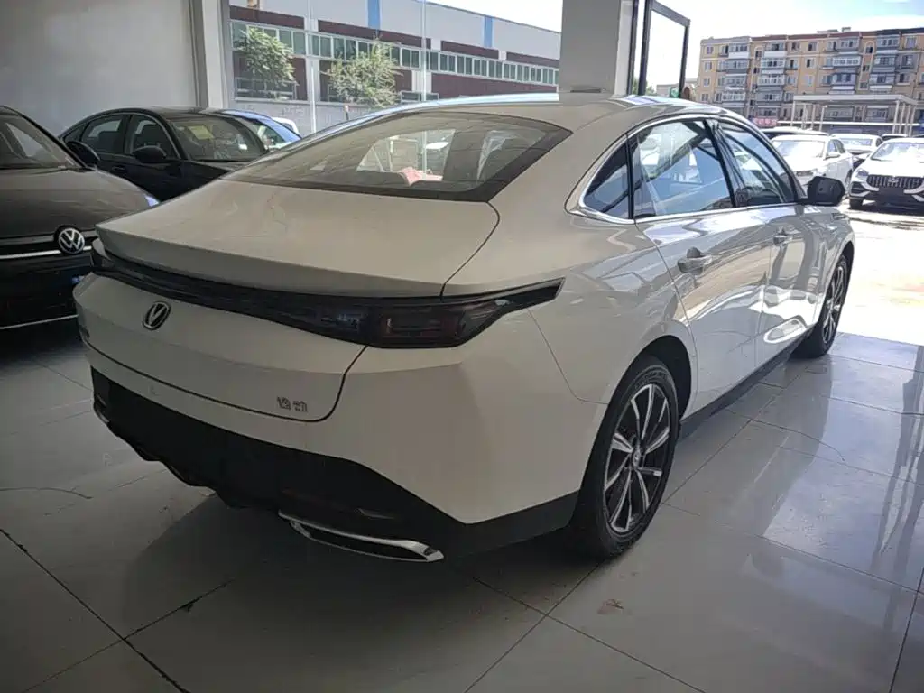 Changan Eado 2026 2025 Blue Whale 1.5T 500Bar Premium