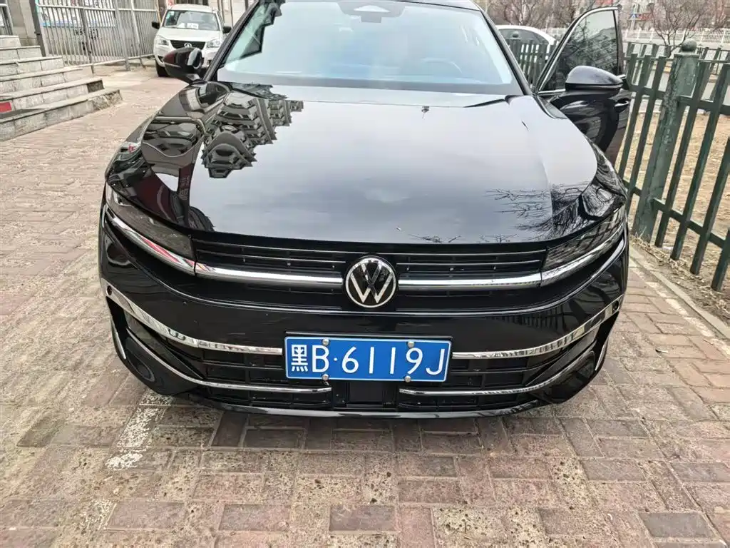 VOLKSWAGEN MAGOTAN 2024