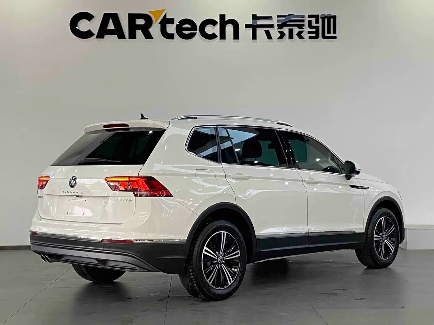 Volkswagen Tiguan L 2021 330TSI Automatic 2WD Smart фото 31