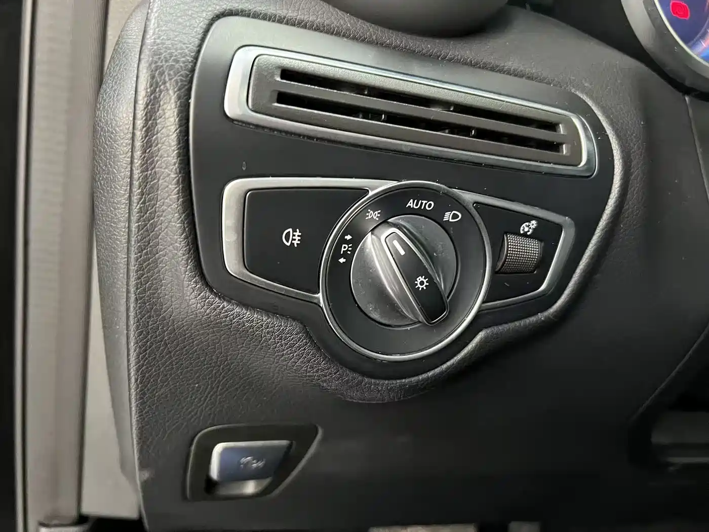 Mercedes-Benz GLC 2022 Facelift III GLC 260 L 4MATIC Dynamic фото 19