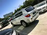 Фото 20 - Toyota Highlander