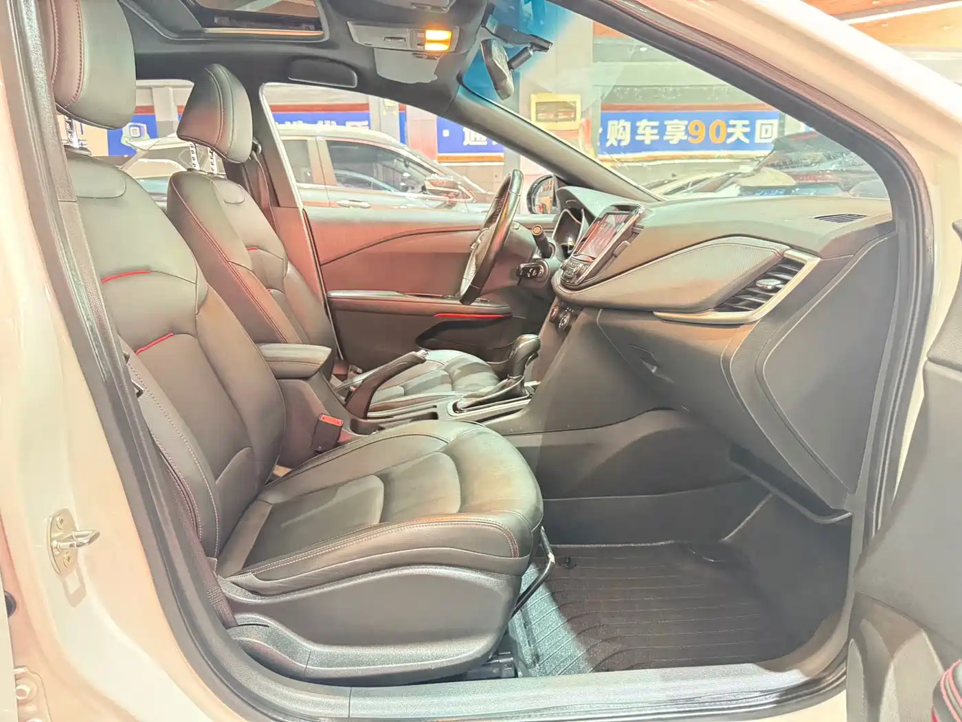Chevrolet Monza 2019 2019 RS 330T Auto Smooth Edition China VI
