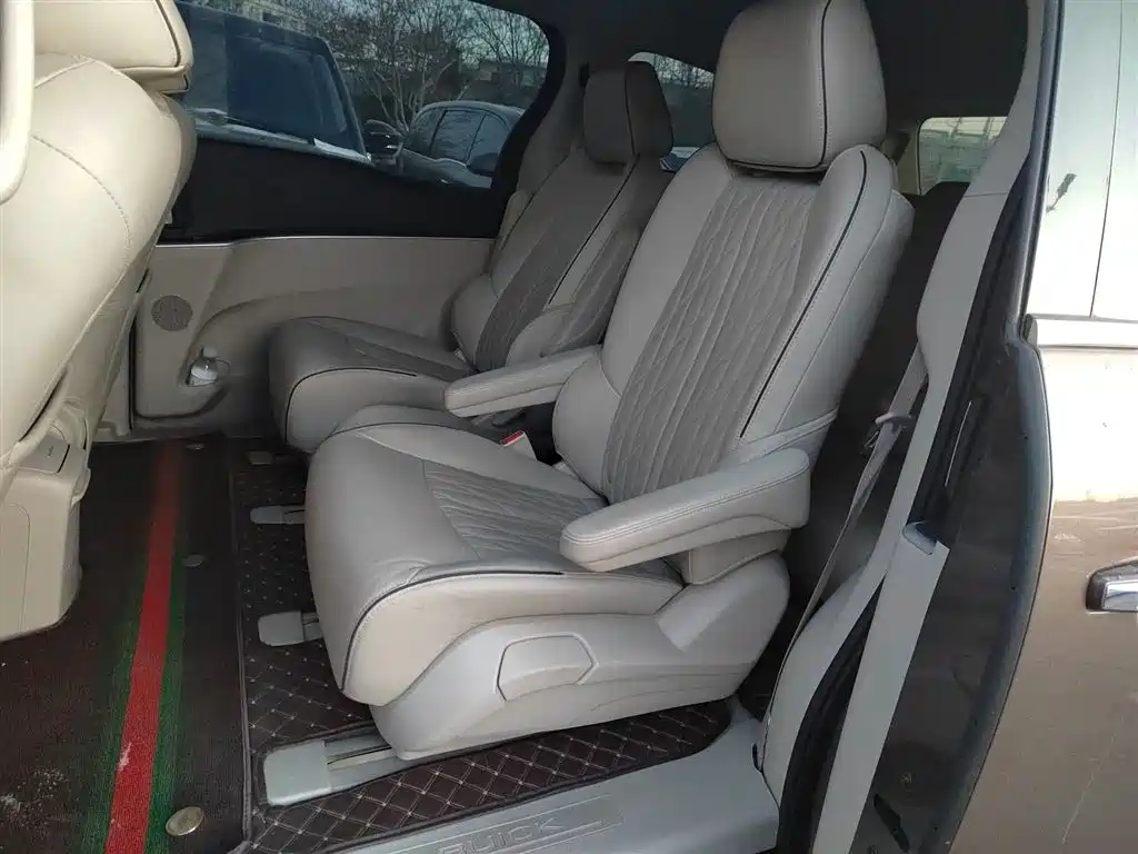 BUICK GL8