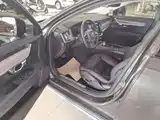 Photo 16 - Volvo V90