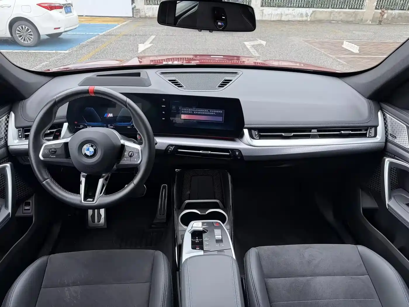 BMW X1 M35Li 2024 M35Li фото 8