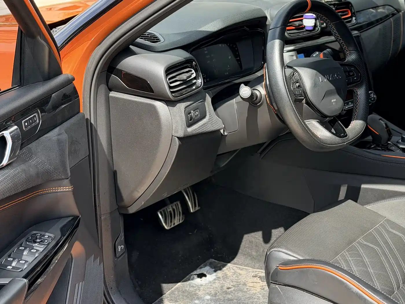 Lynk & Co 02 Hatchback 2021 2.0TD Halo Driving Control Package Edition фото 7