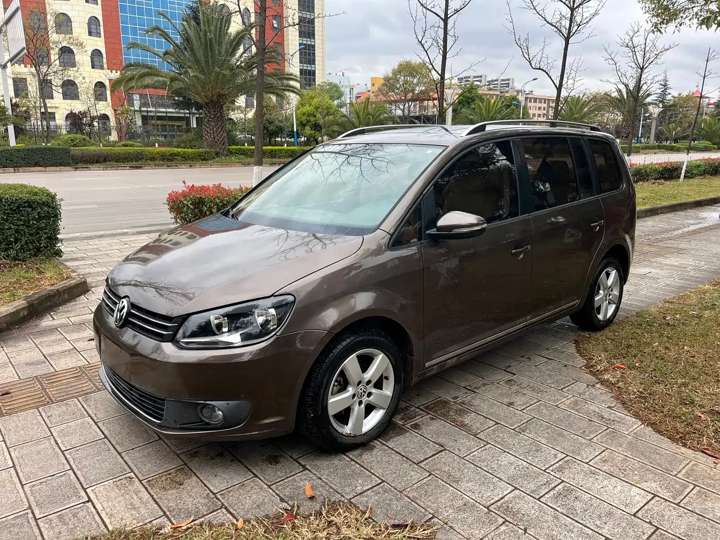 Volkswagen Touran 2013 1.4T DSG Comfort 5-seater