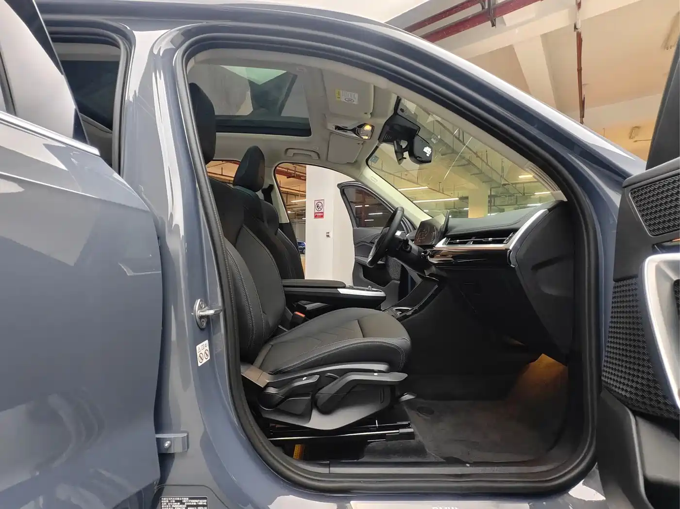 BMW X1 2023 sDrive20Li X Design Package фото 12