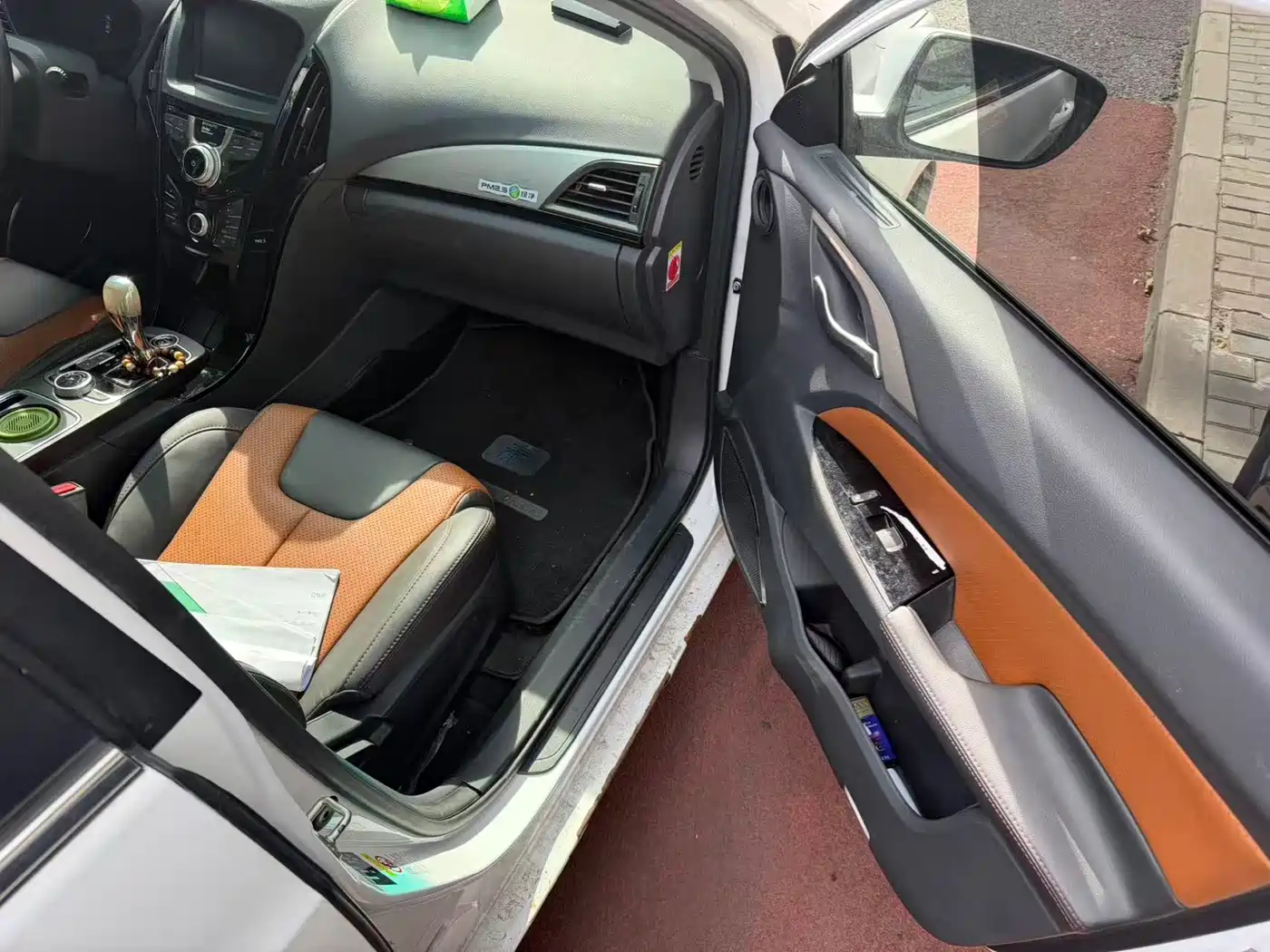 BYD Qin New Energy 2016 2016 Qin EV300 Premium