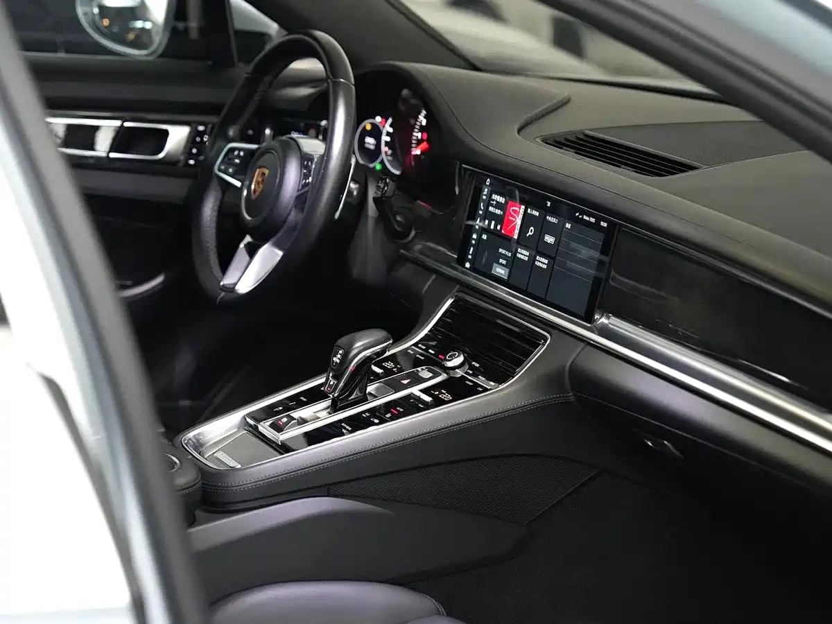 Porsche Panamera 2017 Panamera 4S 2.9T фото 11