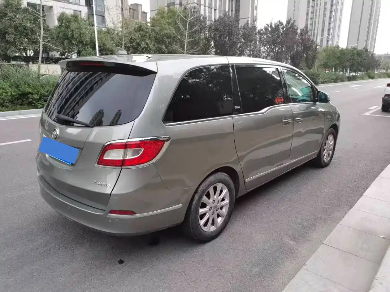 Buick GL8 2011 2011 3.0L XT Luxury Business Flagship