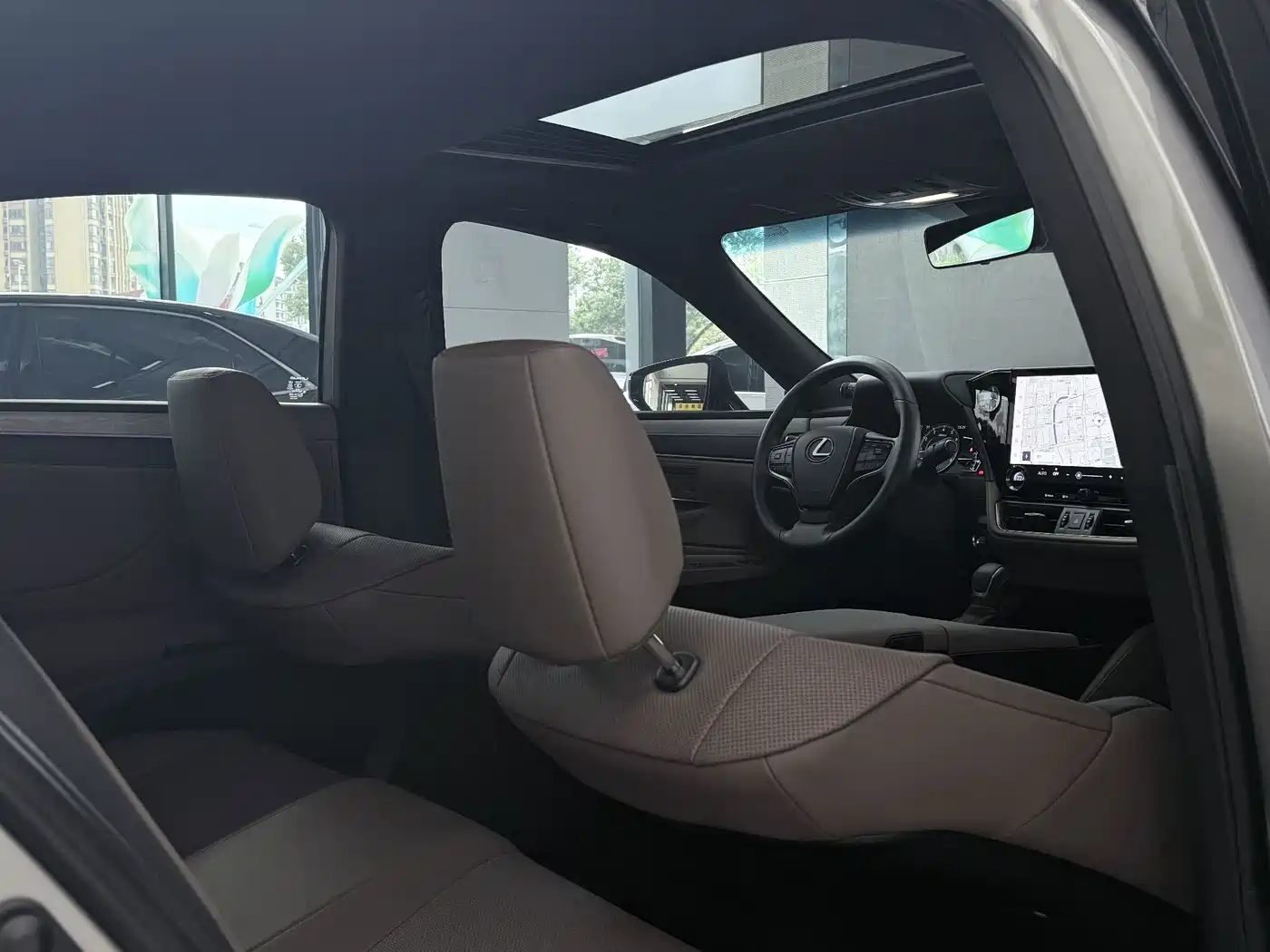 Lexus ES 2026 2025 200 Ultimate Edition
