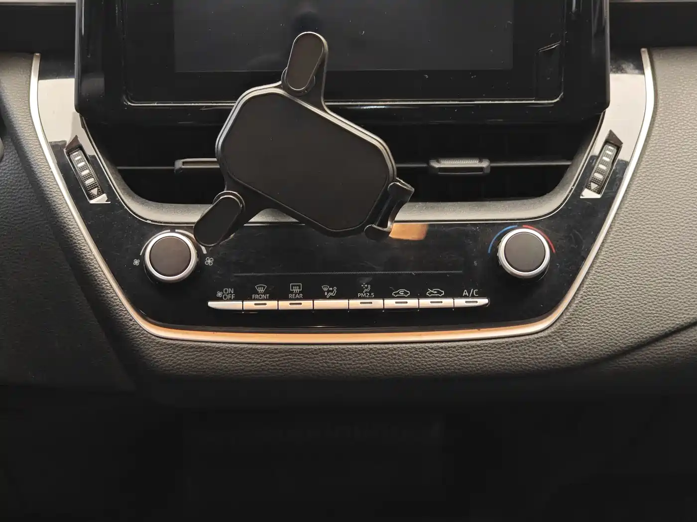 Toyota Levin 2023 TNGA 1.5L CVT Progressive фото 16