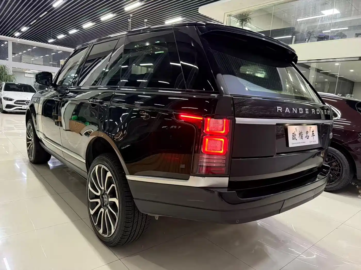 Land Rover Range Rover 2017 3.0 SC V6 Vogue фото 4