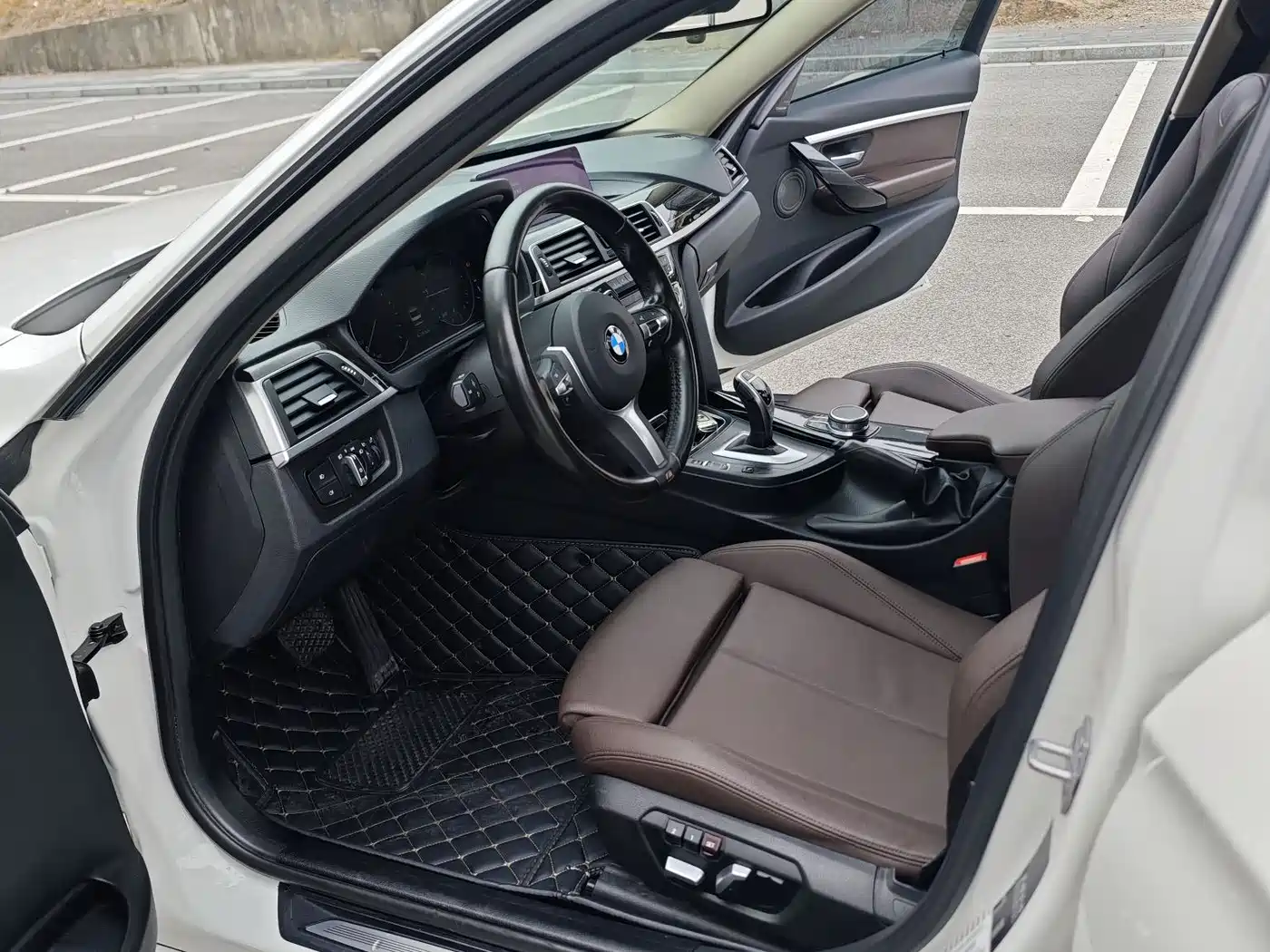 BMW 3 Series 2018 320Li M Sport Black Night Edition фото 7
