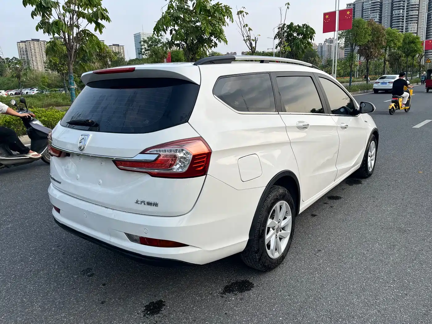 Baojun 310W 2017 2017 1.5L Manual Fashion Edition (China V)