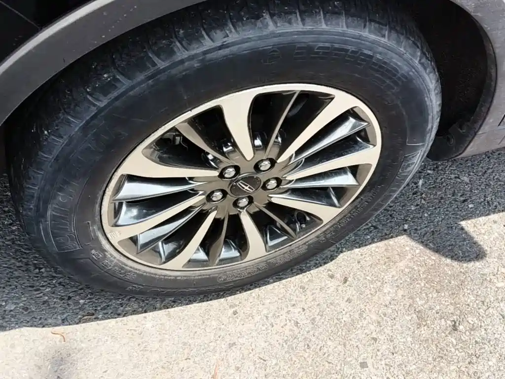 Lincoln Nautilus (Import) 2019 2019 2.0T 2WD Premium Edition China VI