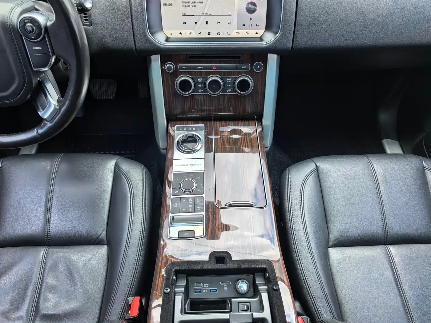 Land Rover Range Rover 2017 3.0 SC V6 Golden Age Edition фото 8